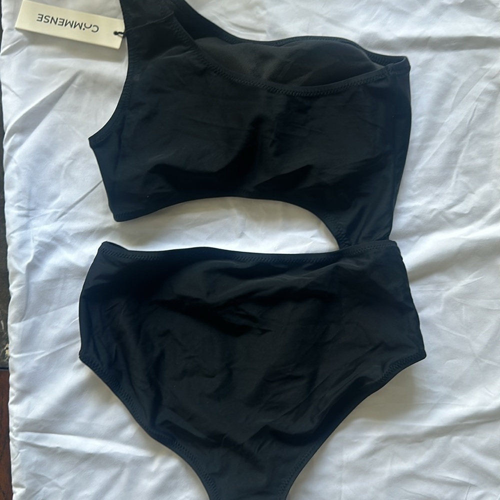 Commense Asymmetrical Cutout One-Piece Swimsuit size xs - Picture 5 of 5